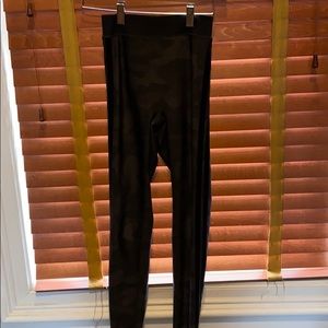 Ultracor camo leggings XS   Black